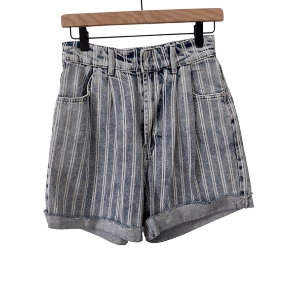 Free People We The Free Downtown High-Rise Striped Denim Cut-Off Shorts Size 27 - Picture 3 of 12